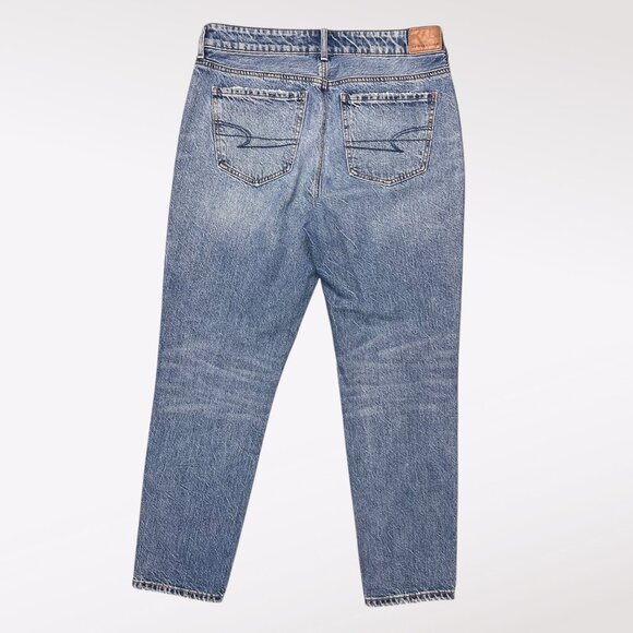 American Eagle Straight Leg Jeans Button Fly Medium Wash Size 6 - Picture 6 of 9